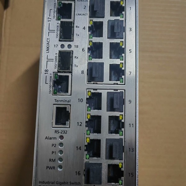 议价MICROSENS德国，工业交换机MS651230M实图