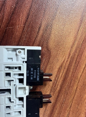 诺冠阀岛片电磁阀F110103【议价】