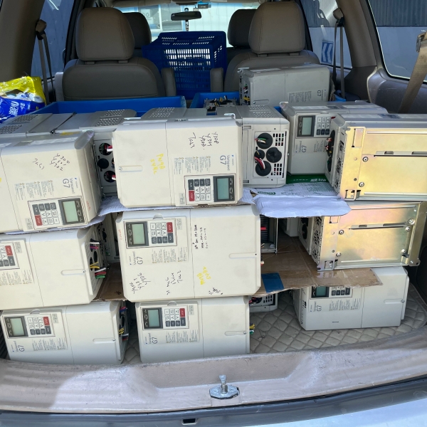 安川变频器 G7A27P5 G7A25P5 G7A23P7