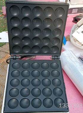 鸡蛋仔机，型号HT-2240B，220V电压，功率175议价也可维修