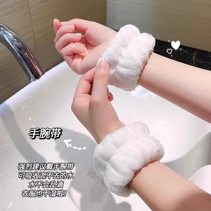 洗脸手腕带神器吸水护腕套袖口运动防汗腕部防护用品毛绒手环加厚