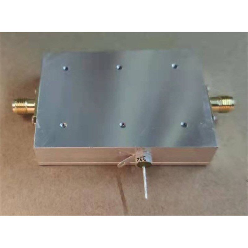 10K-3G增益22dB 0.5W 27dBm 宽带 功率 放大器 小体积 干扰 源