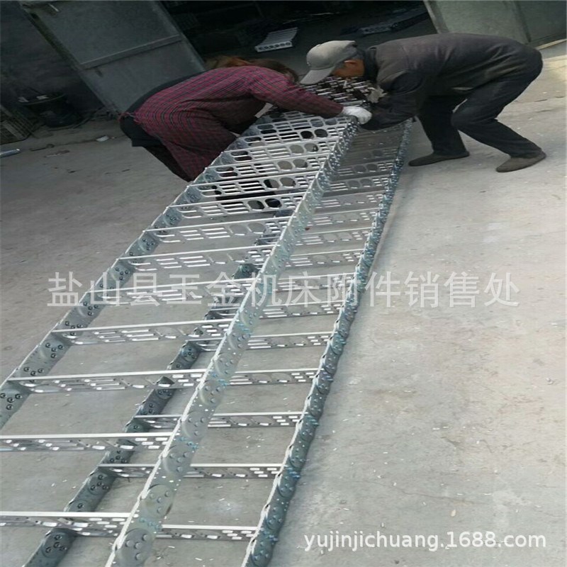 盐山厂家供应加强耐压数控机床钢铝拖链桥式/全封闭穿线钢制拖链