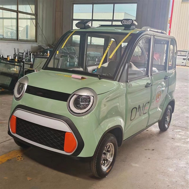 四轮电动车家用成人新款低速代步车新能源女士电两用电动4轮车