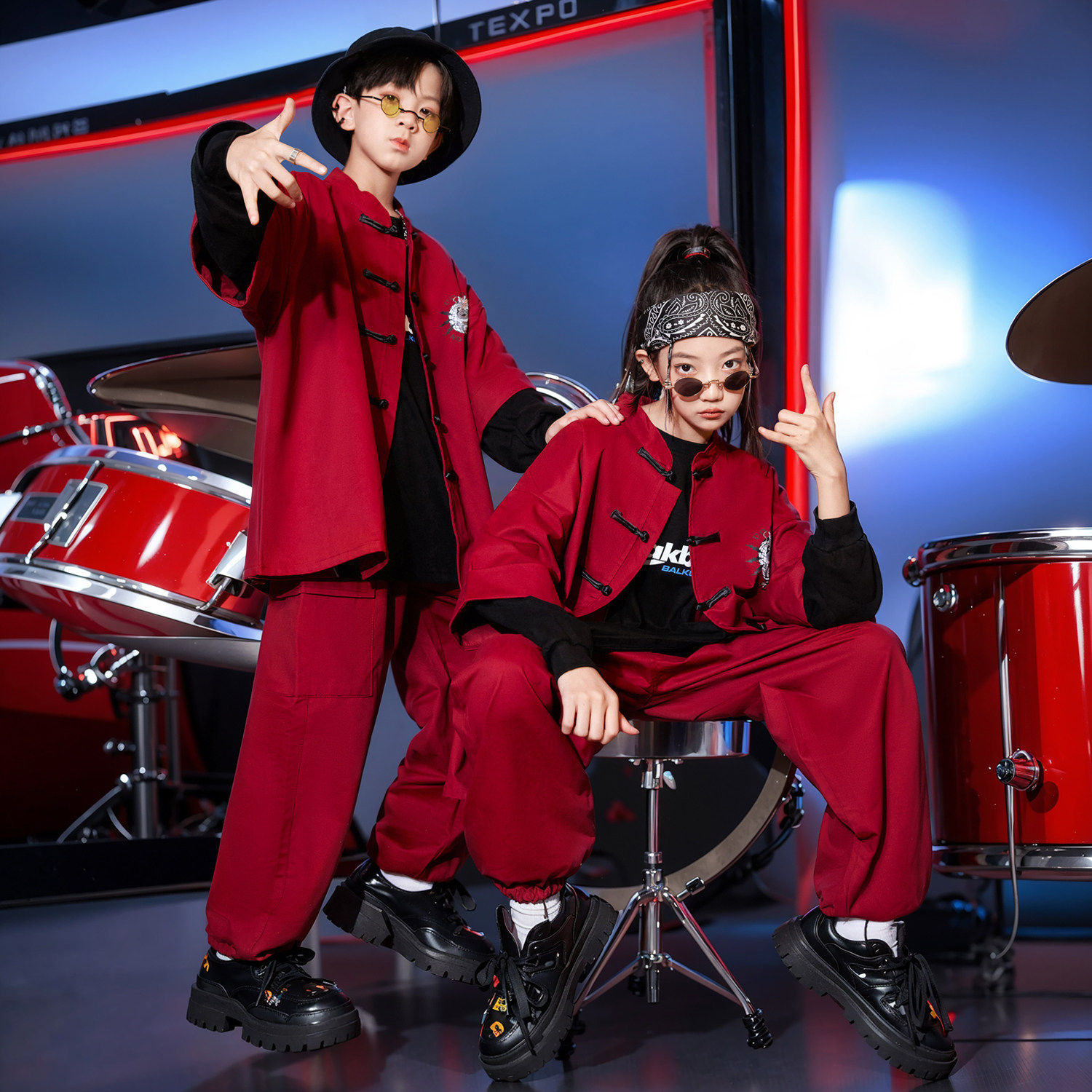 架子鼓演出服男孩中国风儿童国潮红色武术街舞hiphop武术表演服装