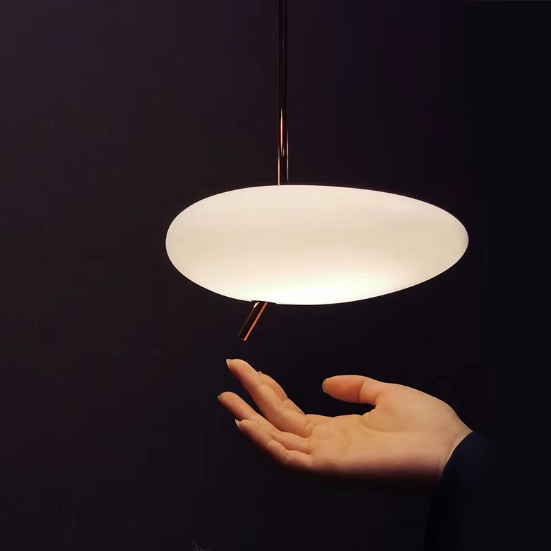 设计师餐厅灯北欧卧室床头小吊灯轻奢简约展馆鹅卵石触控高端灯具
