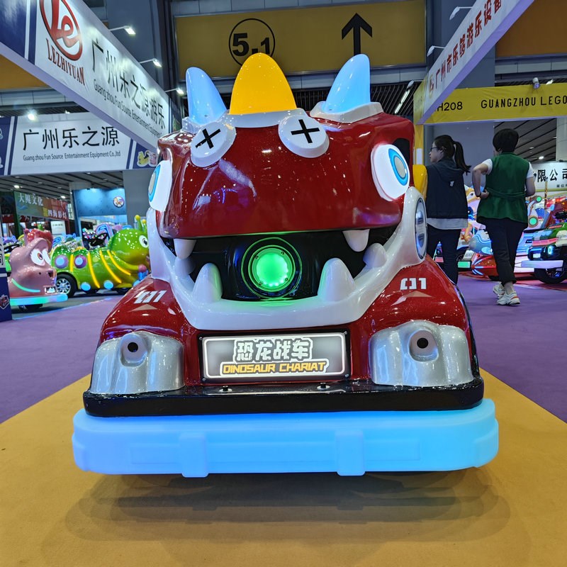商场夜市恐龙战车发光碰碰车游乐设备广场亲子双人电动儿童游乐车