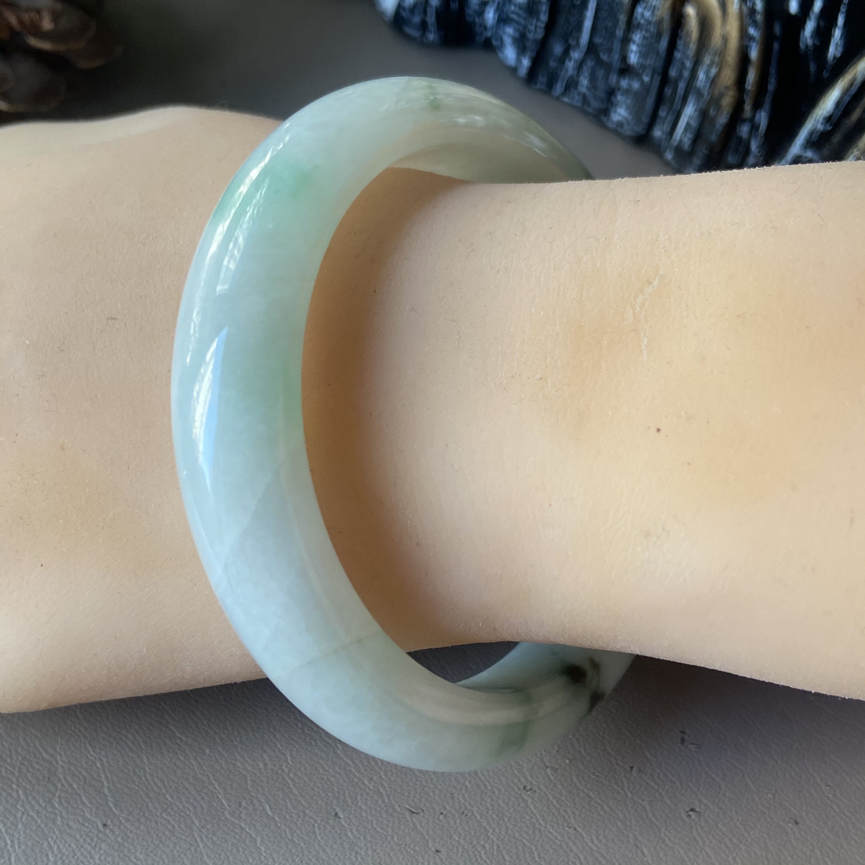 天然缅甸翡翠手镯58冰糯种飘蓝花绿花玉镯子老坑a货0153带证书