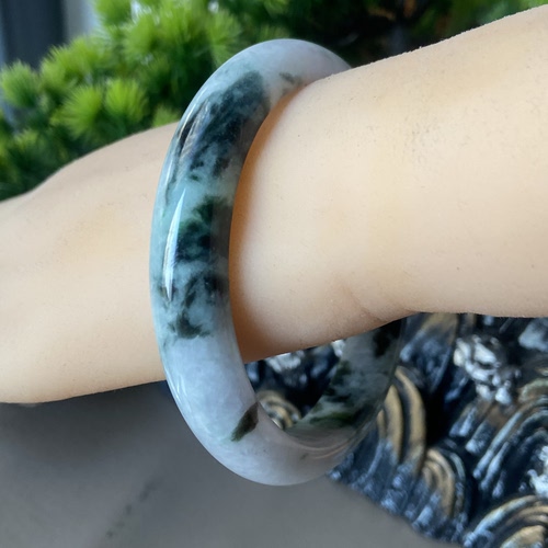 天然缅甸翡翠手镯63特大号冰糯种飘蓝花玉镯子老坑a货0291带证书