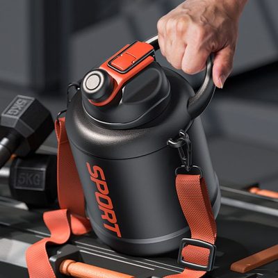 316不锈钢保温杯大容量男吨吨桶户外便携运动健身水壶水杯子新款