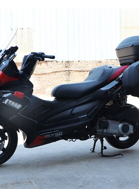 适用于阿普利亚SRmax250夏德三箱 300边箱尾箱后备箱尾翼边架改装