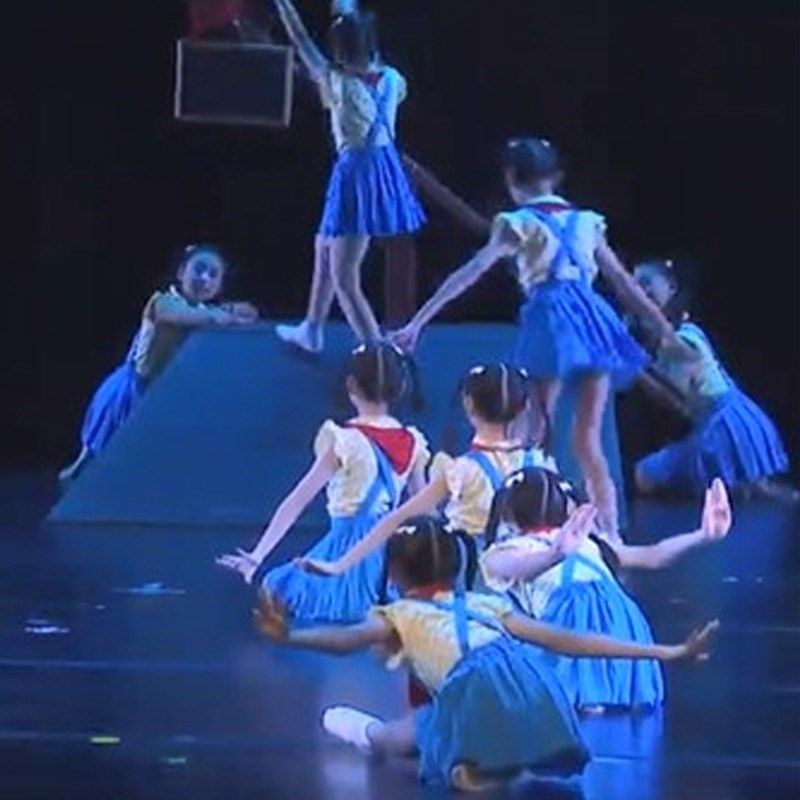 六一让我们荡起双桨舞蹈演出服小荷风采红领巾合唱服男女童表演服