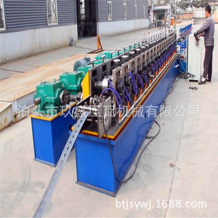 厂家生产太阳能光伏支架设备40-200光伏支架设备