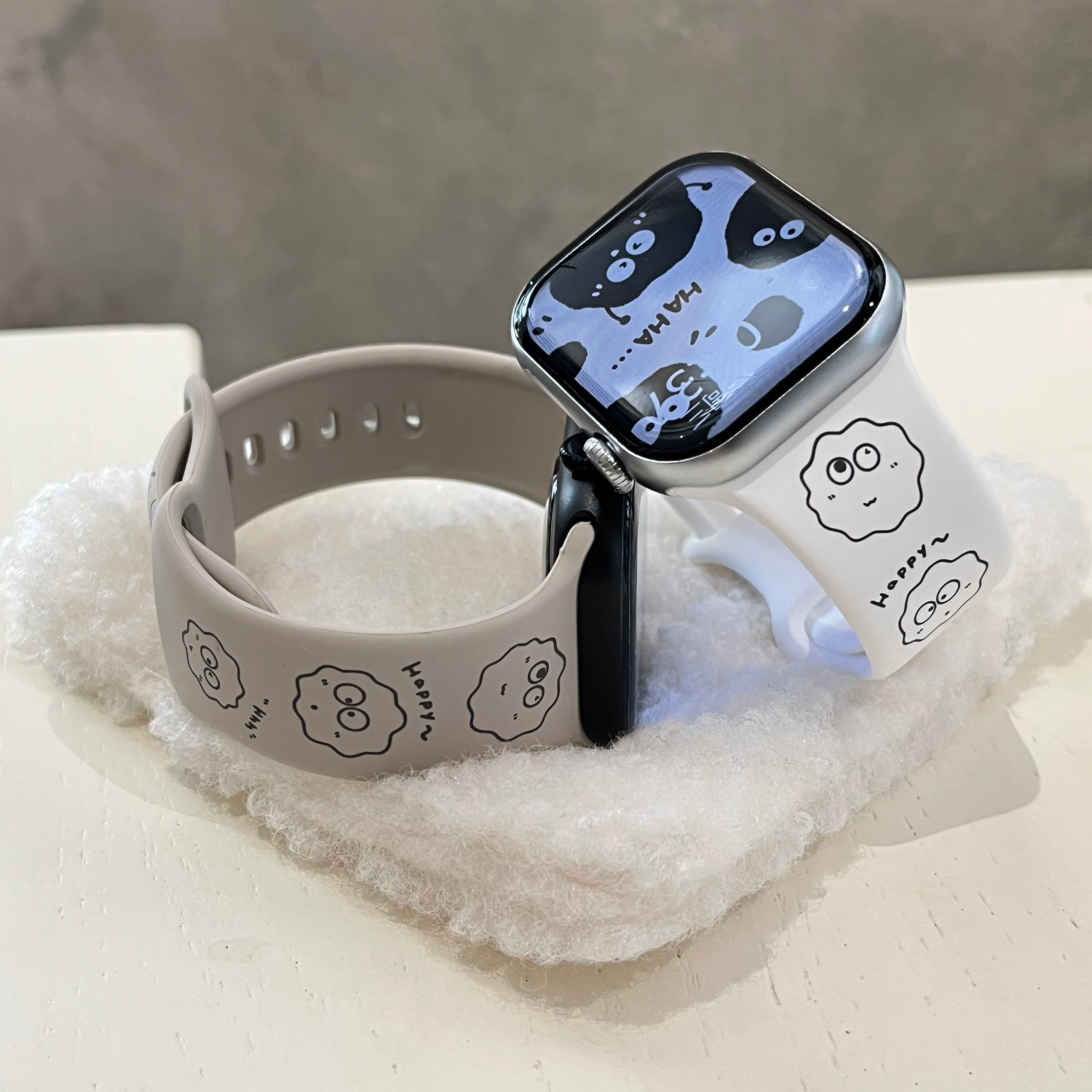 小煤球适用苹果手表表带iwatchS11/10/9硅胶Apple可爱2ultra萌SE