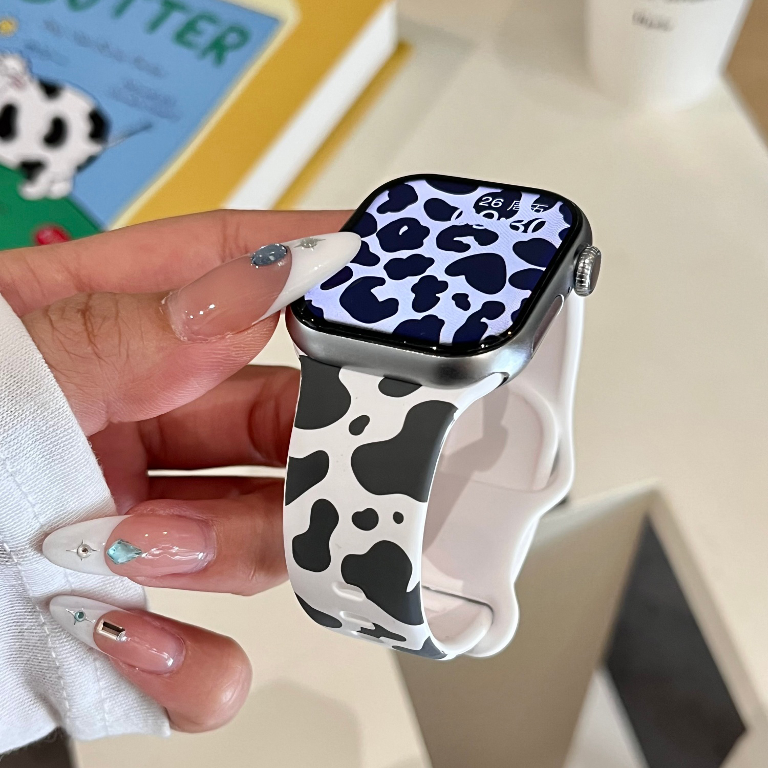 牛奶纹适用苹果手表表带iwatchS11/10/9硅胶Apple创意2ultra/SE新