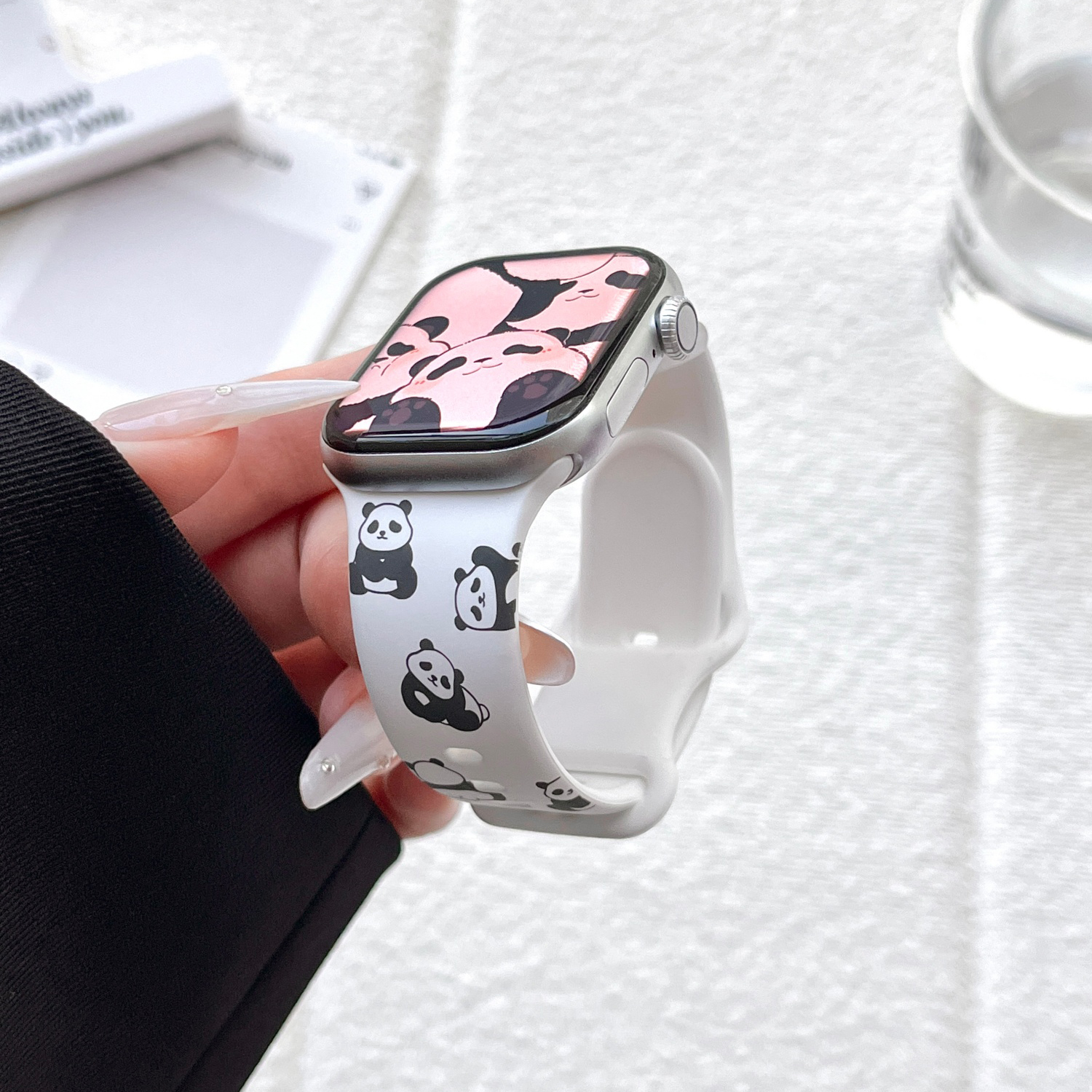 白色熊猫适用苹果手表表带iwatchS11/10/9硅胶Apple/2ultra可爱SE