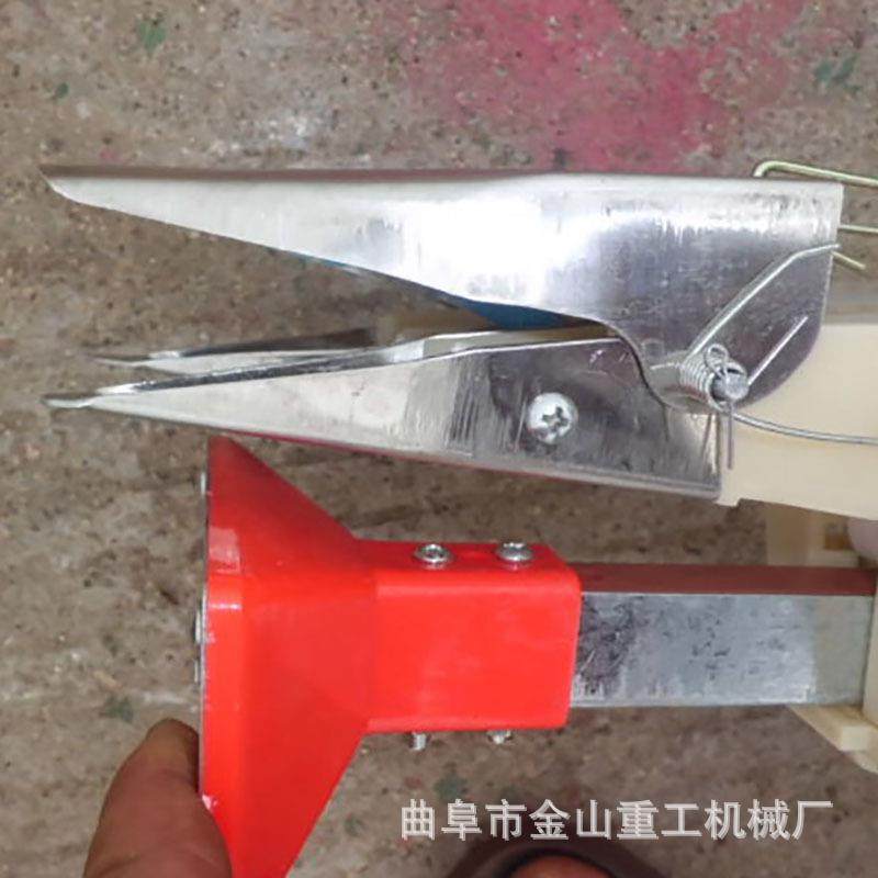 多用途玉米播种施肥机棉花点播机手提式大豆点播机