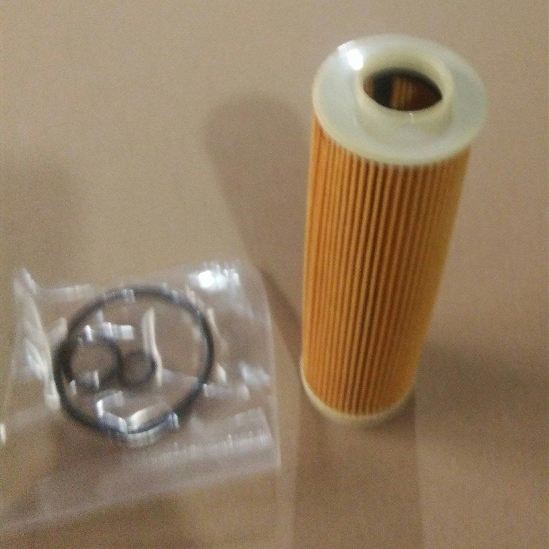 奔 机油格A180 C180 C200 B200 E200 E260L ML350机油滤芯清器格