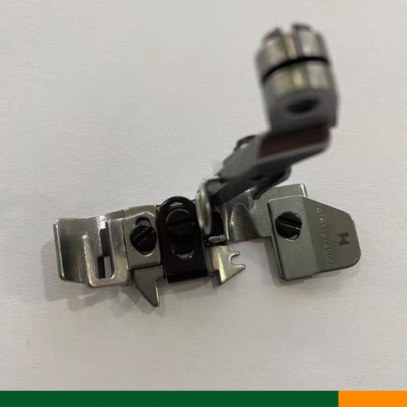 强信牌重机6700四线锁边机肩带压脚121-52963拷边机拉条用6714