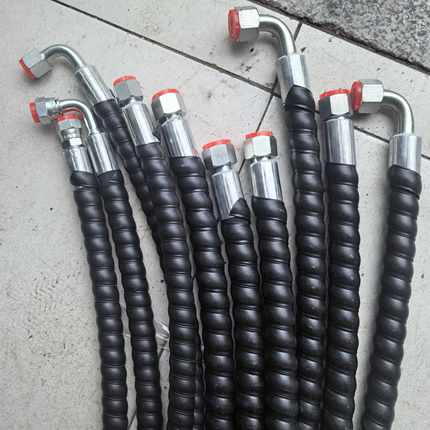 新源远山轮挖65/75轮式挖机大中小臂高压油管新源轮式挖机可定制