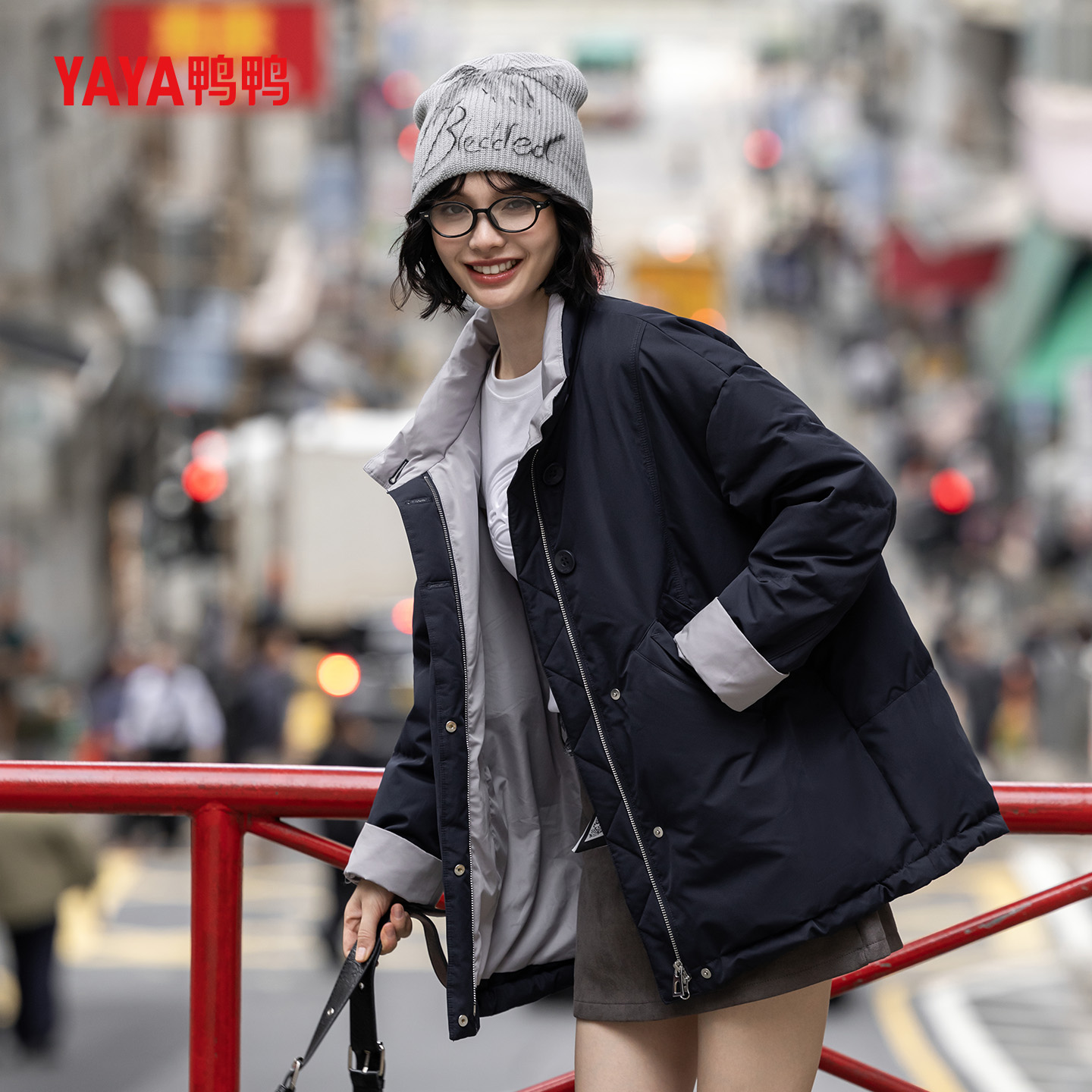 YAYA鸭鸭官方羽绒服女2025冬季新款短款宽松百搭时尚小个子外套