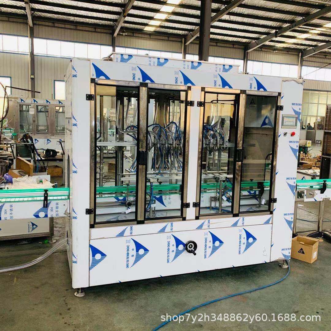 厂家定做全自动玻璃水直线自流式灌装机适用酒水类防冻液车用尿素