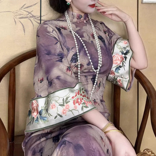 新中式连衣裙秋冬厚款刺绣国风清汉女改良版旗袍紫色大气风冷清秋