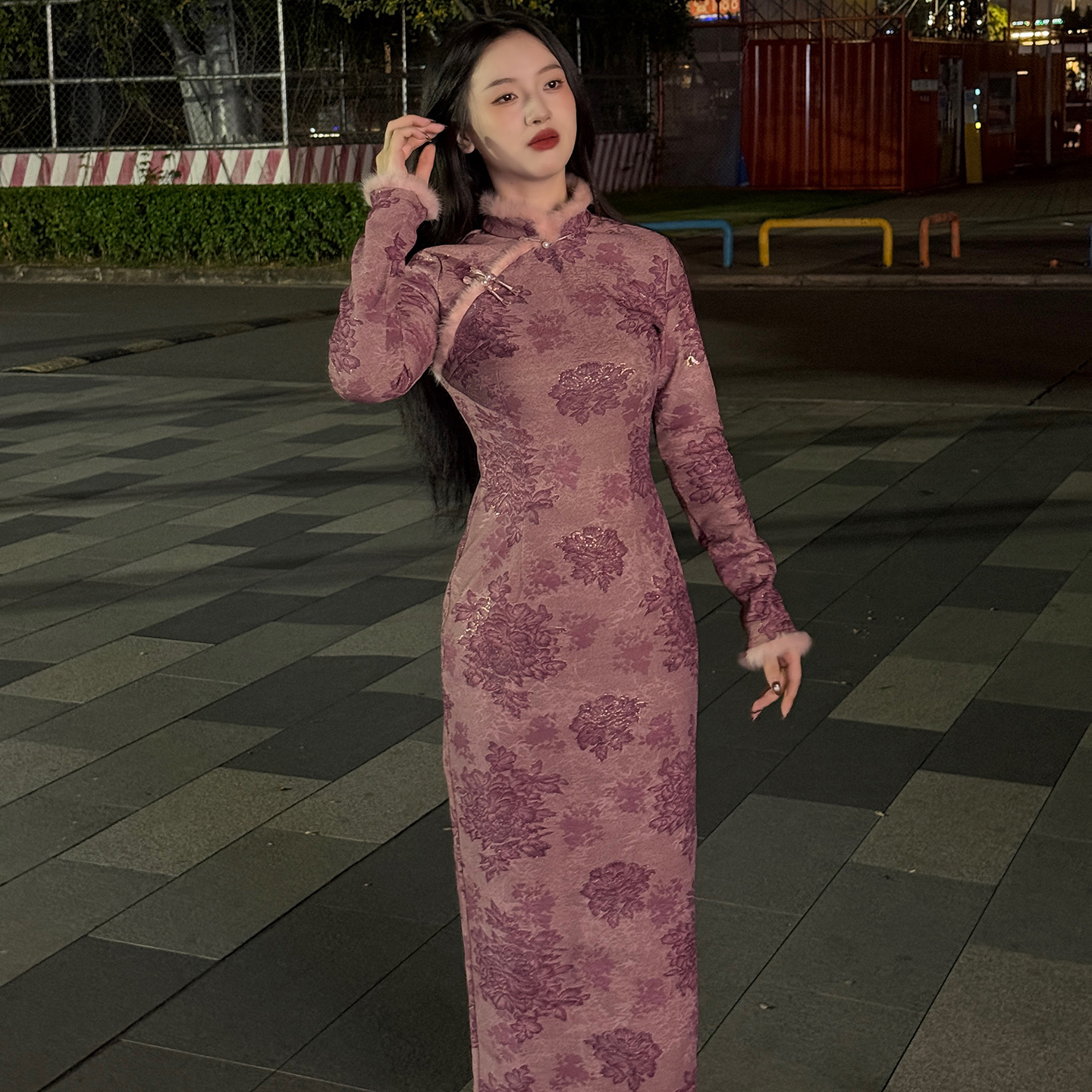 厚款针织毛毛秋冬旗袍牡丹珠帘