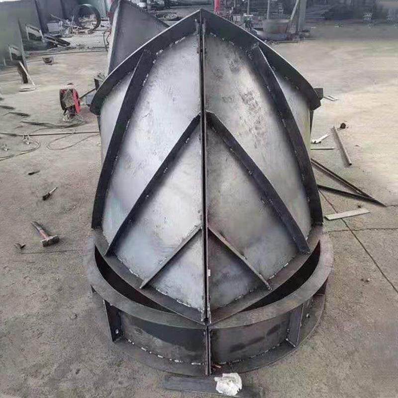 现浇收费岛铁模具 高速安全岛钢模具 曲师高速公路安全岛模具