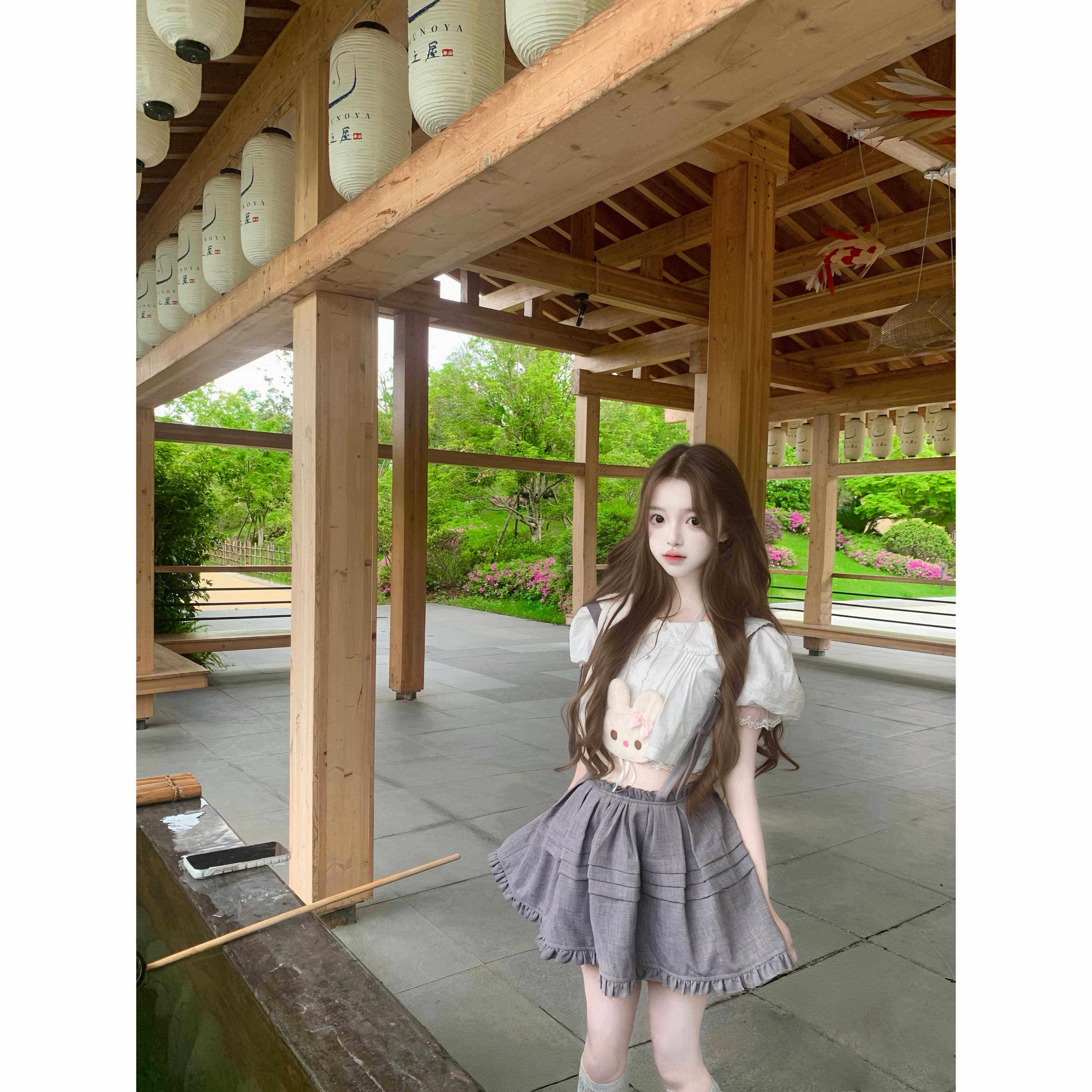 帆帆困瞭zZ「灰萌萌 」少女减龄抽绳系带蕾丝短衬衫薄呢抱婴袋裙