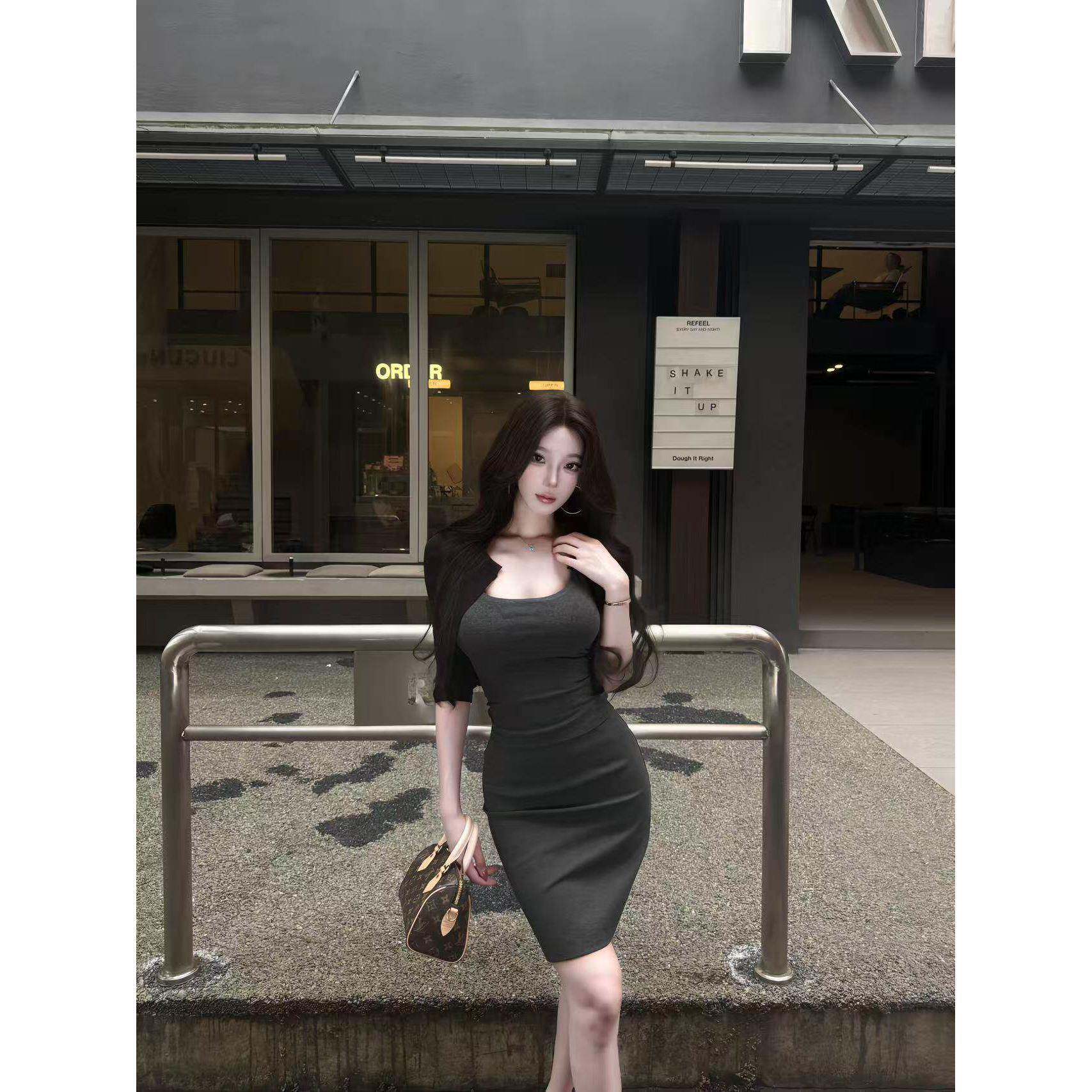 AWMUMU 灰色高腰半身裙女御姐高智风修身弹力西装包臀短裙a字裙子