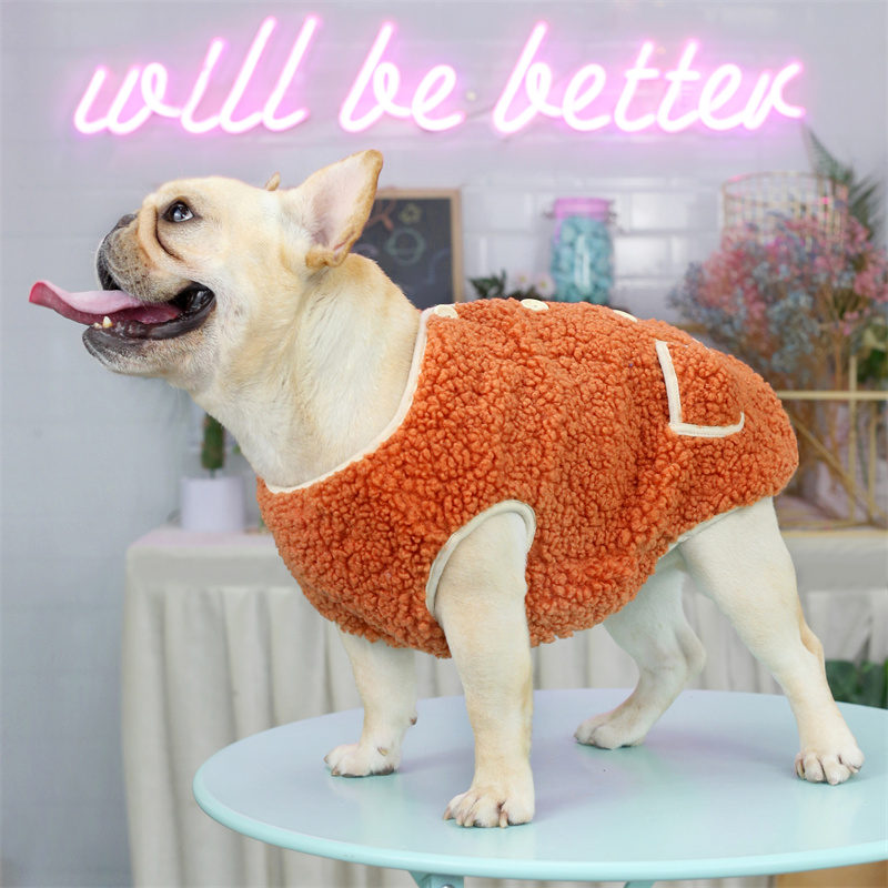 斗牛犬秋冬季加绒衣服中型犬法斗恶霸巴哥服装泰迪绒小马甲保暖