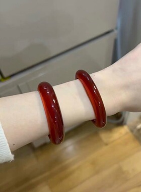 跨境天然正品红色玛瑙手镯正红玉髓手镯本命年红玉镯子中宽红色