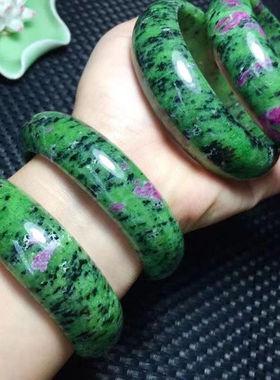 红绿宝手镯 料质温润细腻颜色绿带红纹路清晰 红绿宝手镯厂家