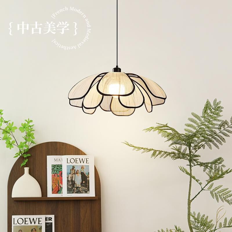 法式中古吊灯复古民宿餐厅客厅卧室书房日式奶油风艺术布艺花瓣灯,家装灯饰光源,客厅吊灯,淘宝优惠券,粉丝福利购,淘宝优惠卷