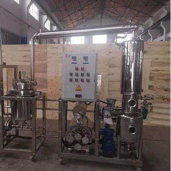 降膜式蒸发设备效外循环蒸发草提取原油蒸馏50L降膜浓缩机器