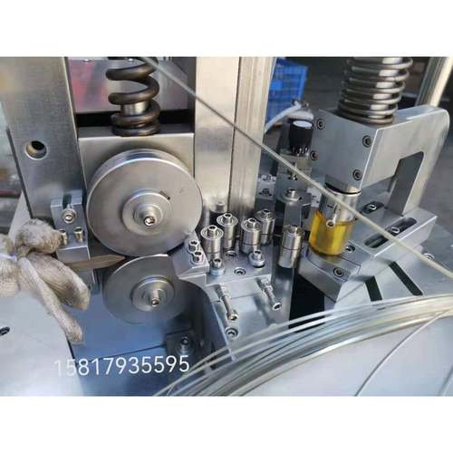 钢圈机，电脑钢圈机，文胸钢圈机