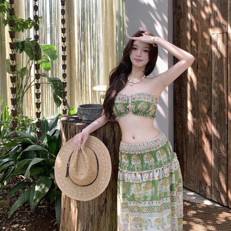 泰国海边穿搭套装女夏复古绿色印花抹胸上衣半身裙长裙沙滩