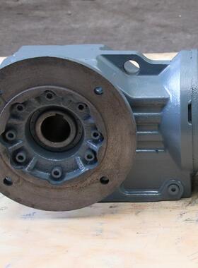 泰兴齿轮减速机五星KAF107-89.68-5.5KW减速机厂家直供