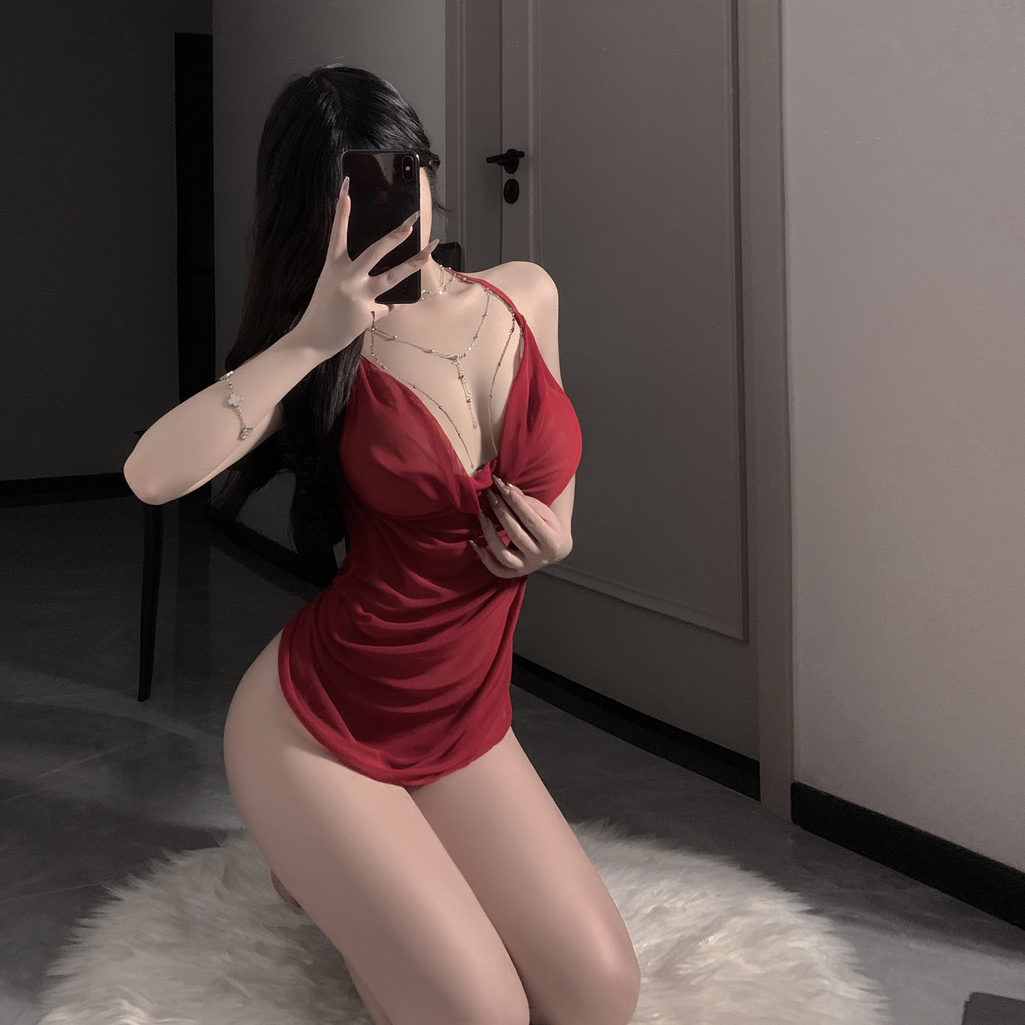 性感深V吊带肚兜女情调制服红色露背设计内衣套装纯色超薄qqny女,女士内衣/男士内衣/家居服,肚兜,淘宝优惠券,粉丝福利购,淘宝优惠卷