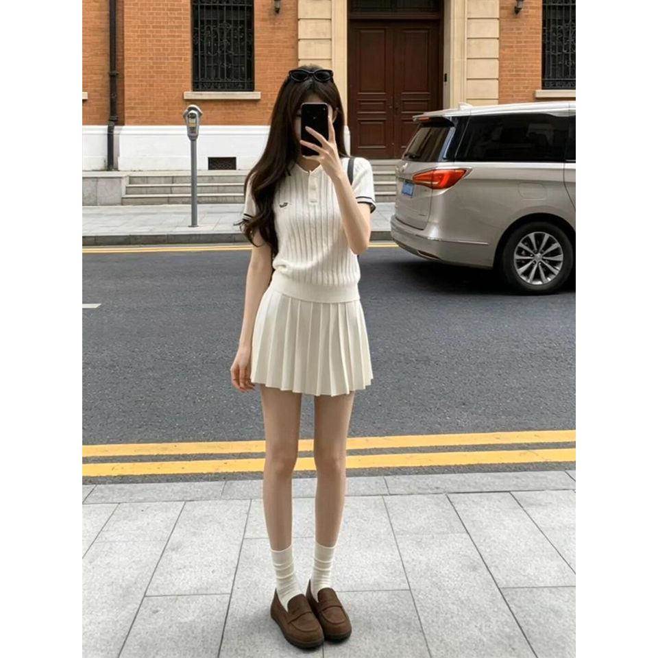 简约刺绣领针织短袖恤女夏季新款学院风休闲两件套