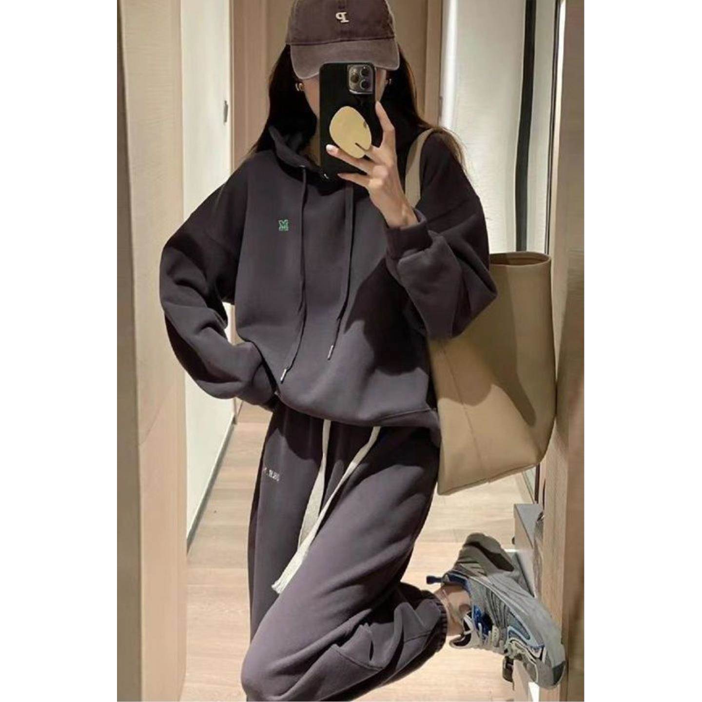 冬季加绒加厚高级感连帽卫衣女休闲运动裤子胖mm显瘦穿搭两件套装