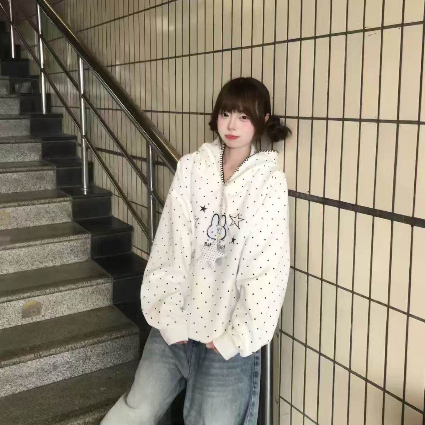 韩系刺绣兔子学院波点卫衣耳朵慵懒新款可爱宽松连帽外套