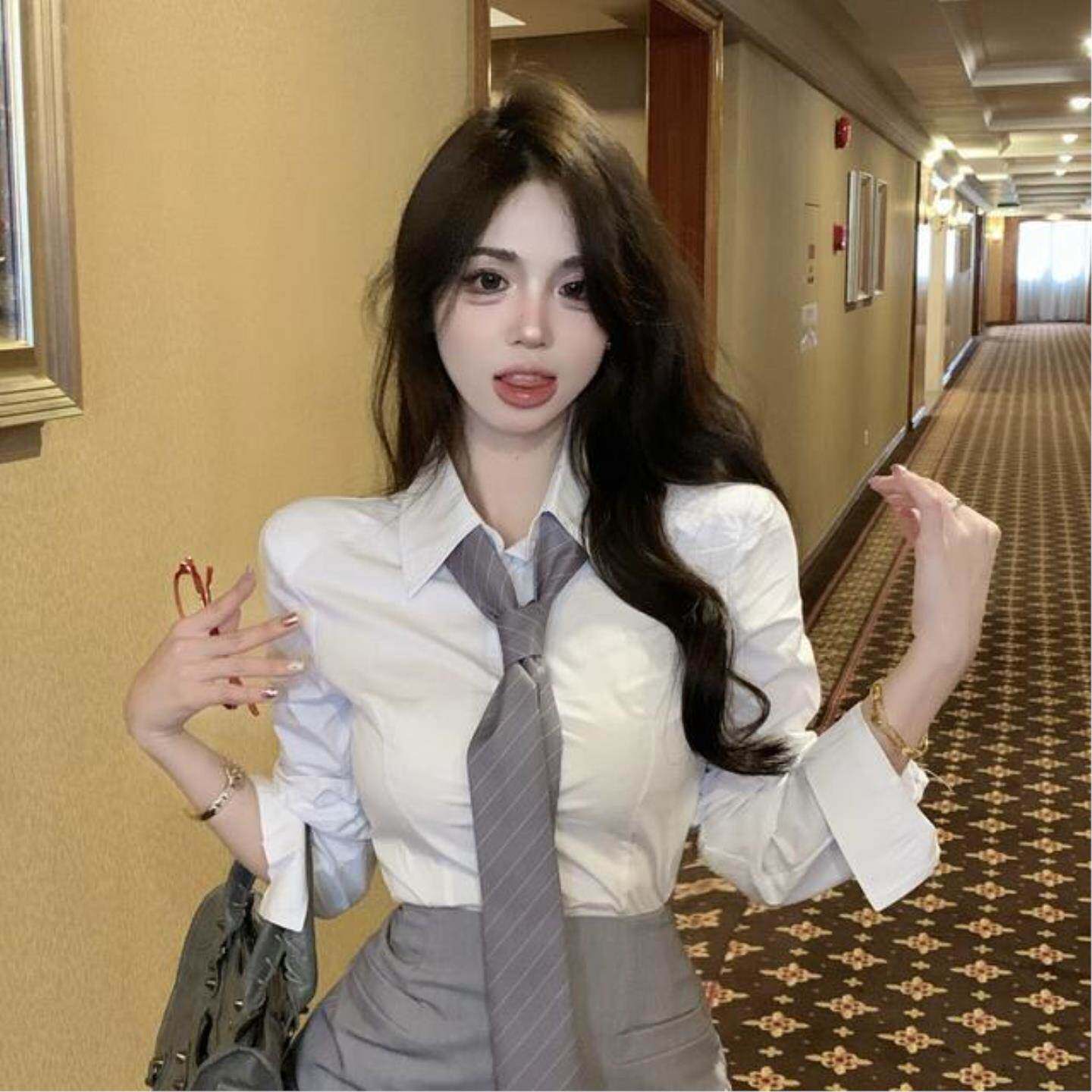 领带衬衫女春夏2026新款高级感气质长袖衬衣法式别致上衣职业套装
