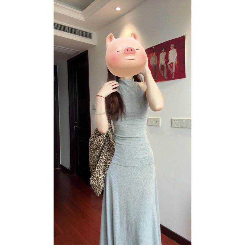 法式露肩挂脖连衣裙女夏季御姐风收腰显瘦包臀a字长裙子两件套装