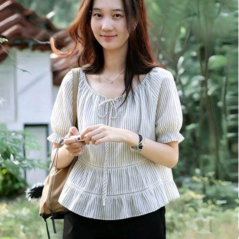 法式气质蕾丝条纹短袖衬衫女夏季甜美减龄宽松款泡泡袖