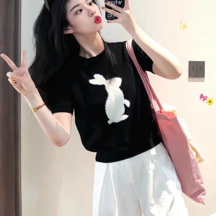 黑色刺绣小兔子针织短袖t恤女夏季圆领修身韩系减龄短款正肩上衣