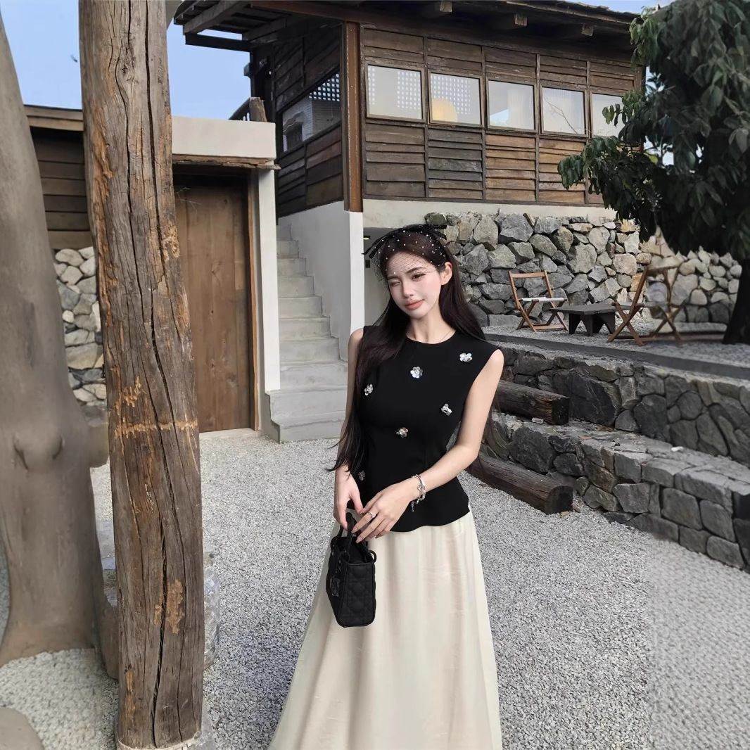 上衣两件套黑色女杏色无袖新款半裙收腰装背心仙女春夏季2026