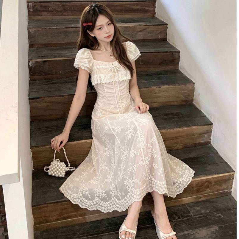 甜美少女风蕾丝拼接提花刺绣连衣裙女夏季收腰显瘦A字长裙