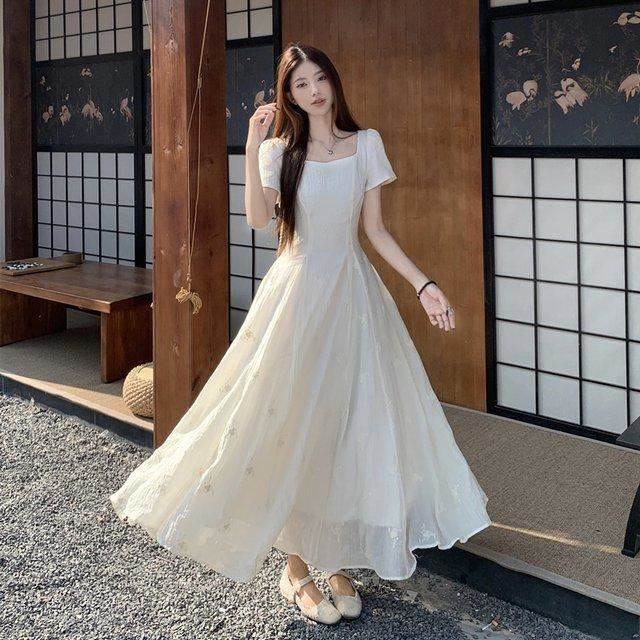 大码胖mm法式甜美初恋方领连衣裙高级感气质收腰显瘦仙女裙长裙子